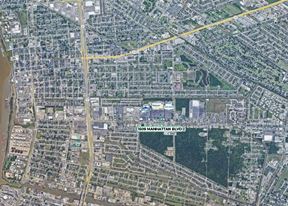 Prime Outparcel on Manhattan Blvd