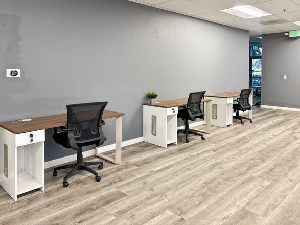 Spaces - Ventura - Eastman Ave