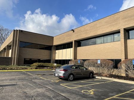 Office space for Rent at 155 Tri County Pkwy in Cincinnati