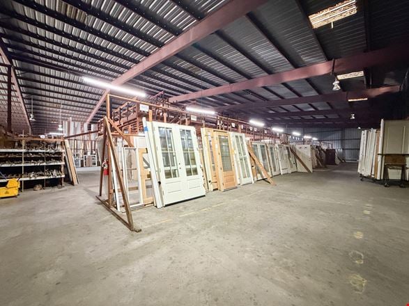 Fat City Industrial Warehouse near Causeway Blvd / I-10