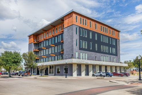 501 N Main St