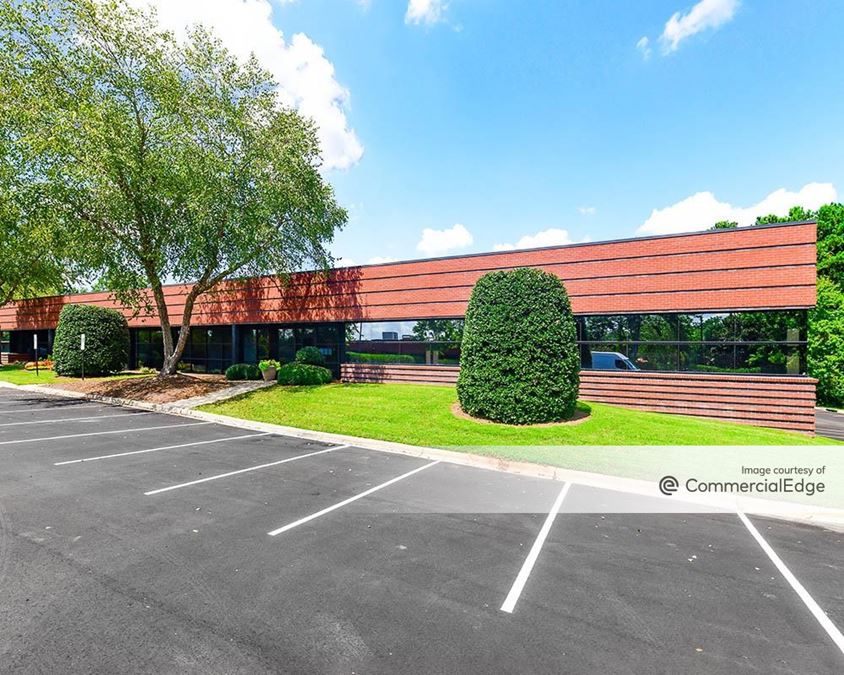 5001 Hospitality Court Morrisville NC 27560 CommercialCafe com 5001 Hospitality Court Morrisville NC 27560 CommercialCafe com