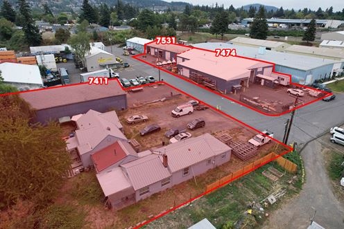 7411, 7474 & 7531 Southeast Johnson Creek Boulevard