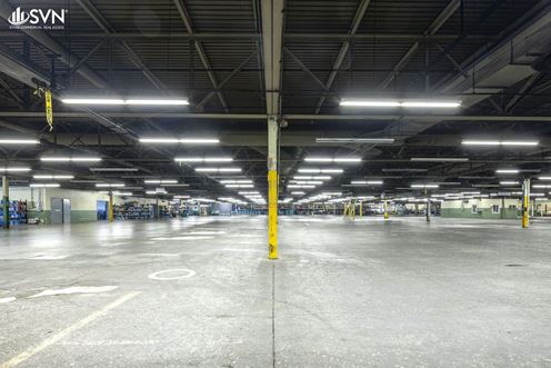 75,000 SF of Economical Overflow Storage Space