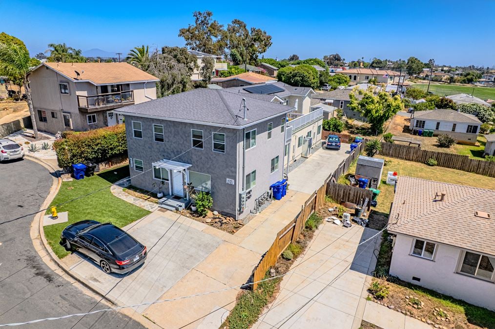 6737 THOMSON