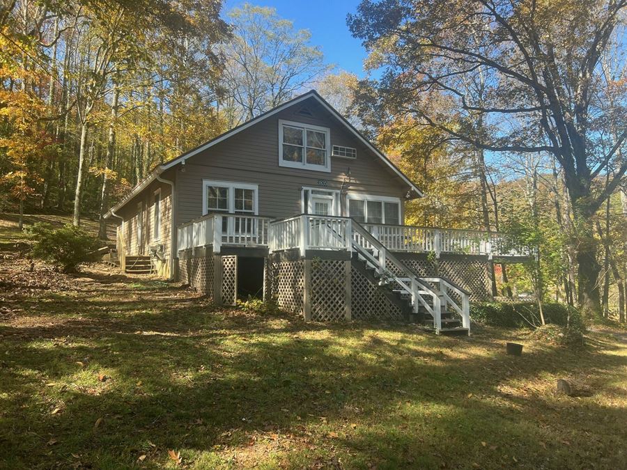 3835 Highway 441 N