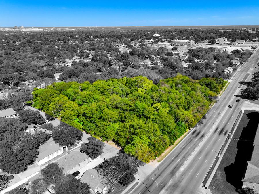 Land for Sale Just Off I-35E in Dallas
