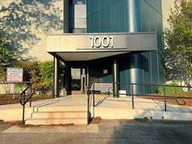 1001 Pine Heights Ave