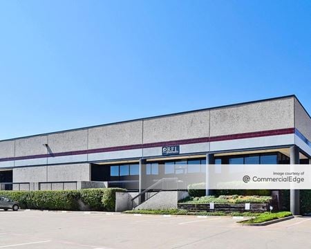 Photo of commercial space at 1475 Avenue S in Grand Prairie