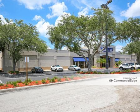 Retail space for Rent at 16312 North Dale Mabry Hwy in Tampa