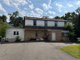 184 S Pascack Rd