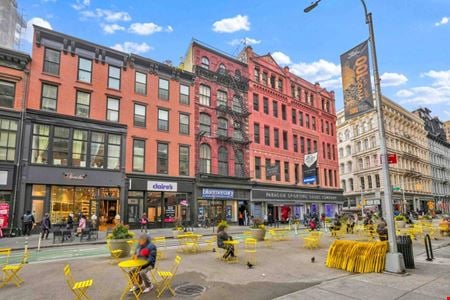 Unassigned space for Sale at 865 Broadway in New York