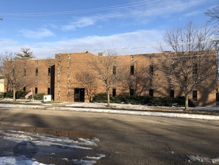 Stand-Alone Office Building for Sale/Lease - Aurora