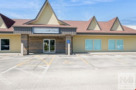 Office space for Rent at 754 - 762 North Center Point Road in Hiawatha