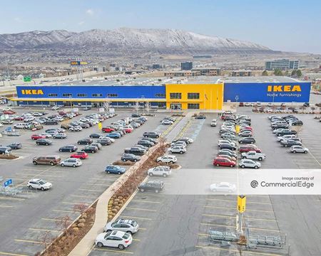 Retail space for Rent at 67 West Ikea Way in Draper