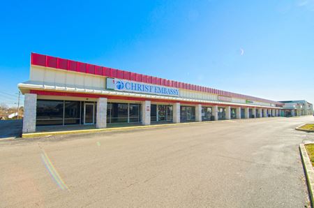 Commercial space for Rent at 900 North Main Street in Nicholasville