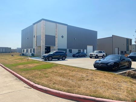 Commercial space for Rent at 17703 Telge Road in Cypress