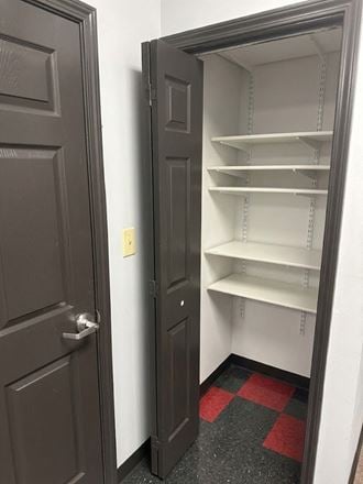 1424 Veterans Drive, Suite 3-A