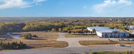 46,428 SF Industrial Building for Sale - Lenexa