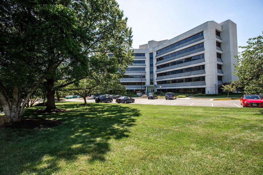 11,868 SF Office Space in McLean, VA Photo