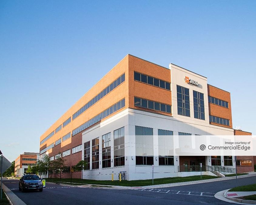 Inova Fair Oaks MOB 3 3620 Joseph Siewick Drive Office Building