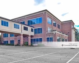 Meadowbrook Office Park - 1400 Meadowbrook Road