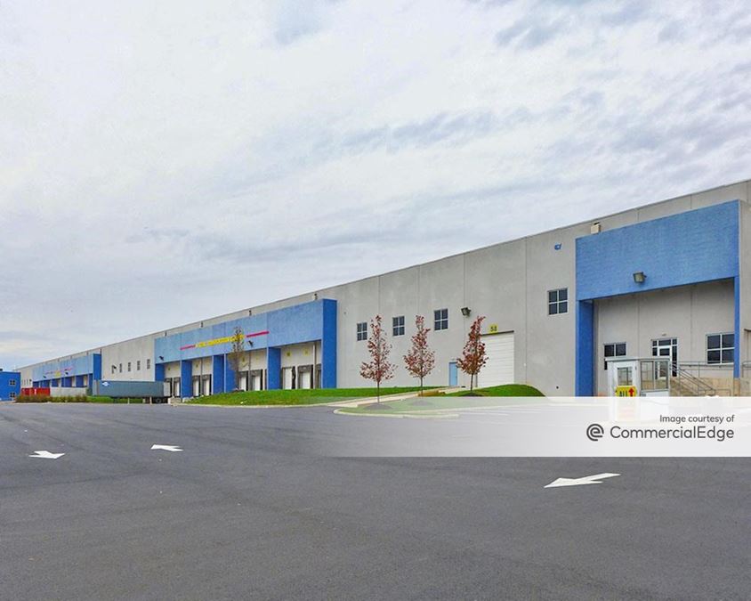 377 Roosevelt Avenue, Carteret, NJ 07008