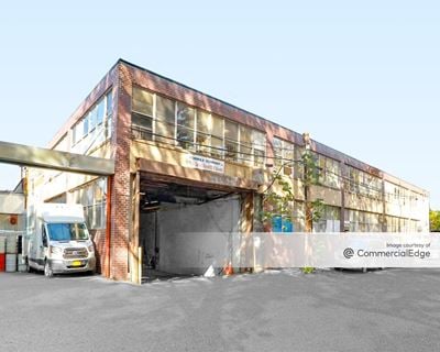 150 North MacQuesten Pkwy