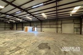 Open-Span Industrial Building in Bradenton