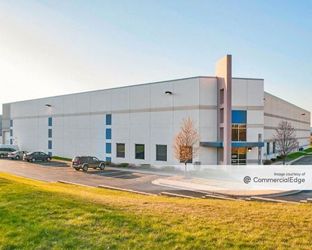 Industrial space for Rent at 417 Village Drive in Carol Stream