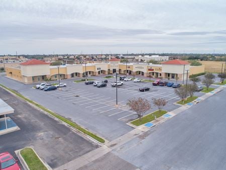 Commercial space for Rent at 4138 Crosspoint Blvd in Edinburg