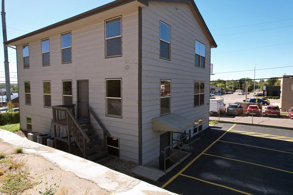Prairie Wynn Plaza Executive Suites