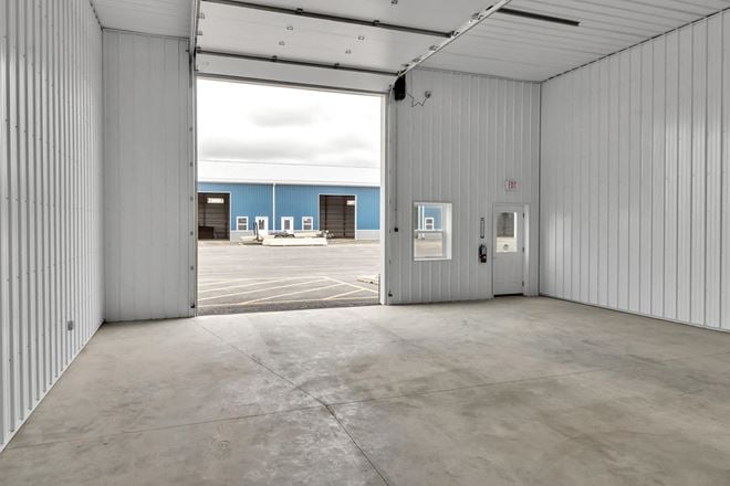 Flex Warehouse & Storage Suites at Eastport