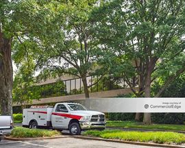 Ridgeway Center - 5900 Poplar Avenue, 5865 & 5885 Ridgeway Center Pkwy