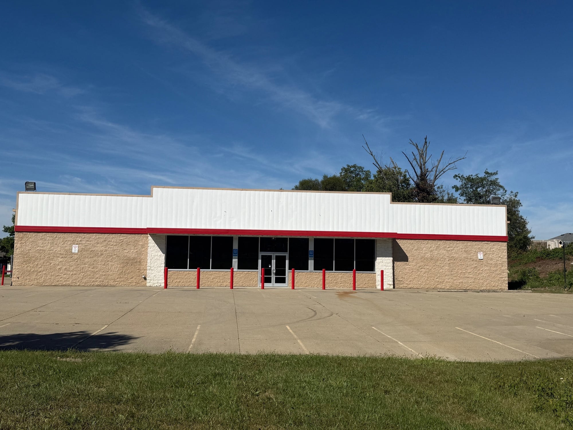 10255 Dixie Hwy, Florence, KY 41042