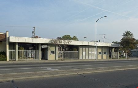 Retail space for Rent at 325 E Shields Ave in Fresno