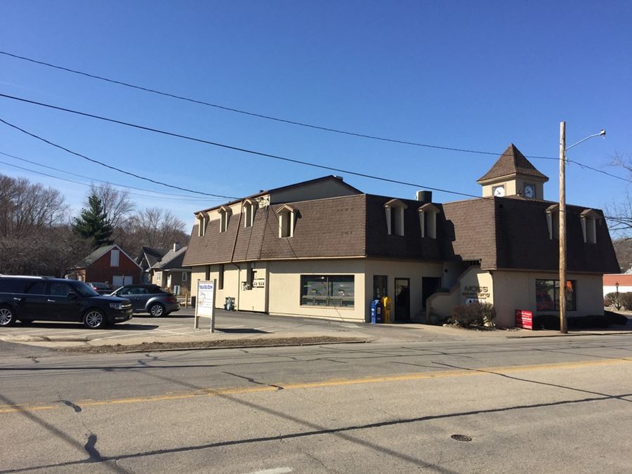 252 E. Washington St., East Peoria, IL office Building