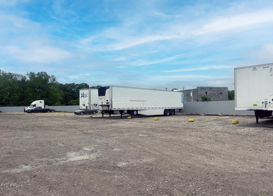 Valleyview Truck & Trailer Parking