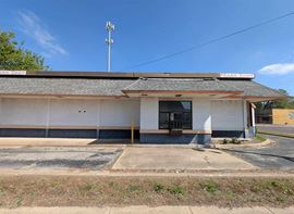 435 S Western Ave