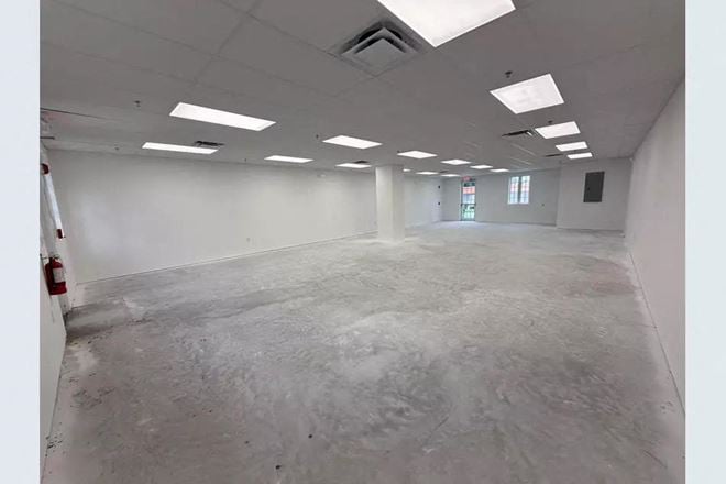 Class A Office Suite in Citrus Ave Professional Building