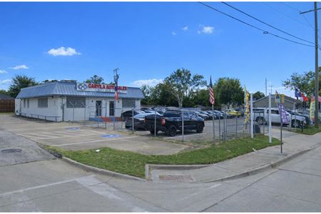 Retail space for Rent at 2154 Burbank St in Dallas