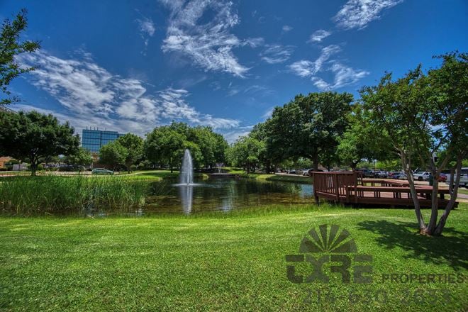 2401 East Randol Mill Road