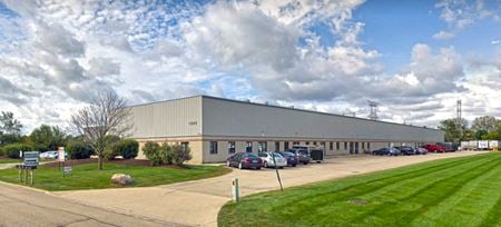 Industrial space for Rent at 1092 Carolina Drive in West Chicago
