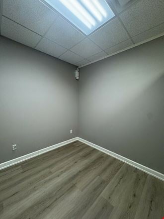1350 Malabar Rd SE Ste 2