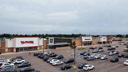 Photo of commercial space at 2572 Sycamore Road in DeKalb