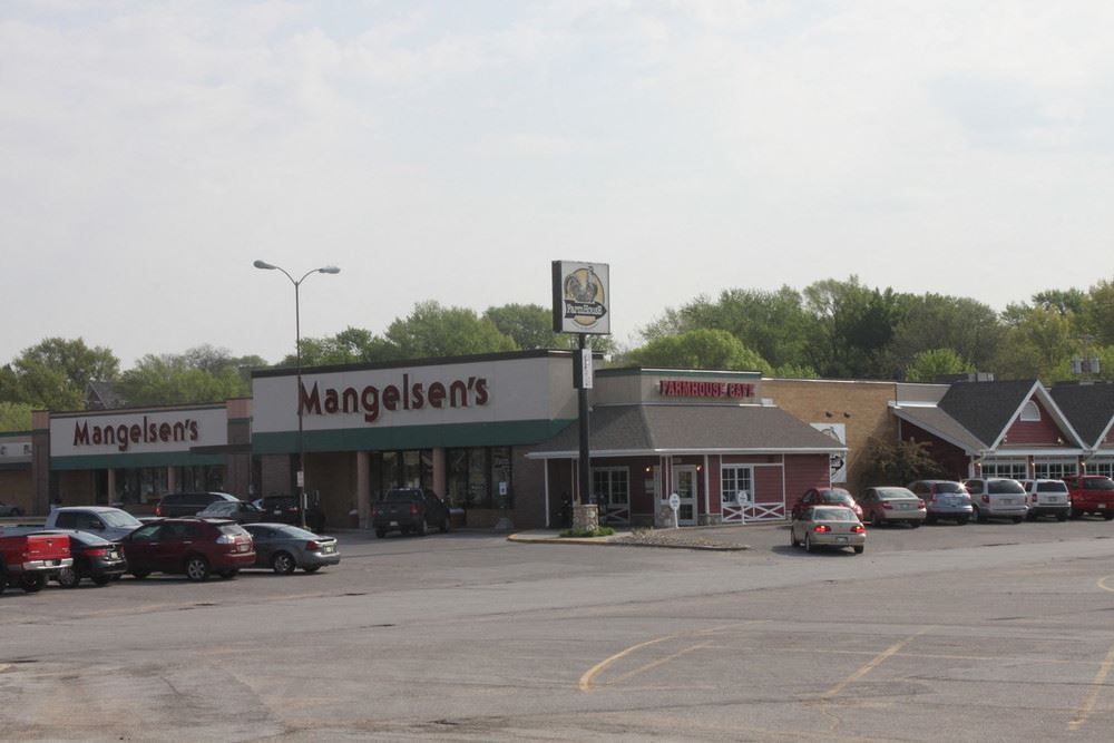 Westgate Plaza 3401 S 84th ST, Omaha, NE Retail Space