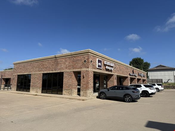 RETAIL/OFFICE UNITS FOR LEASE IN NIXA