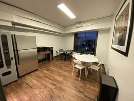 31 W Downer Pl, Suite 203, Aurora, IL 60506