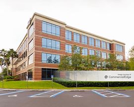 Highland Oaks - Building II
