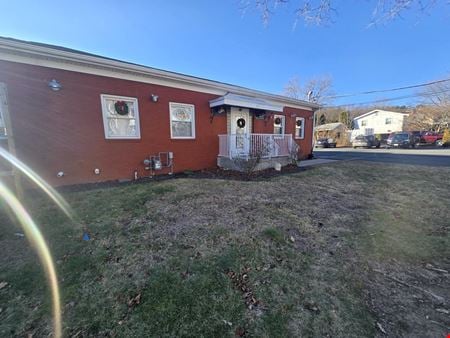 Retail space for Sale at 48 School Street in Lincoln